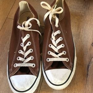 Converse low top brown